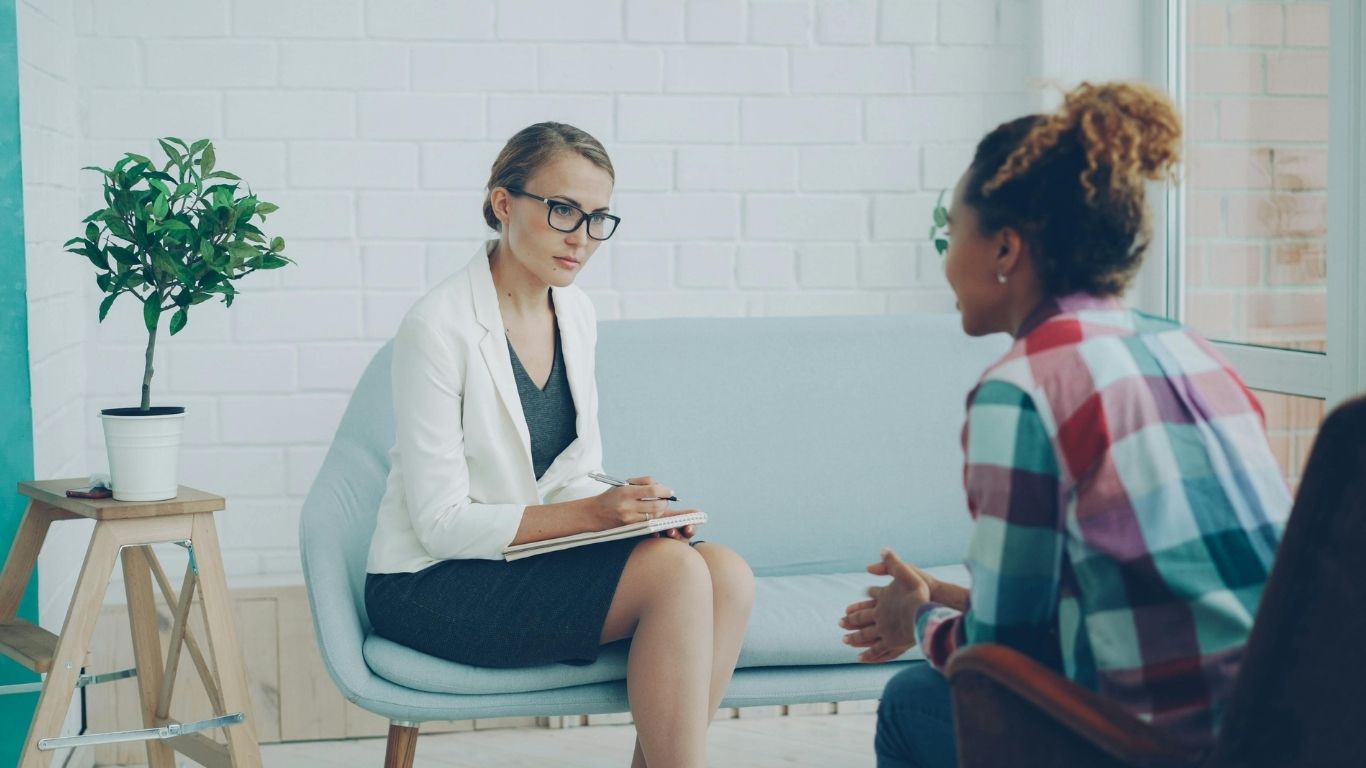 Business attorney providing general counsel services in NYC during professional client consultation