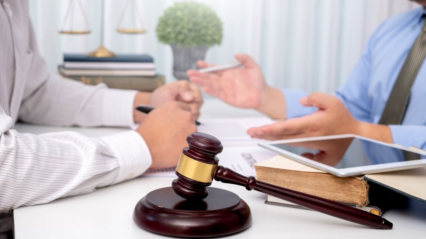 Strategic legal counsel for preventing lawsuits and managing legal risk